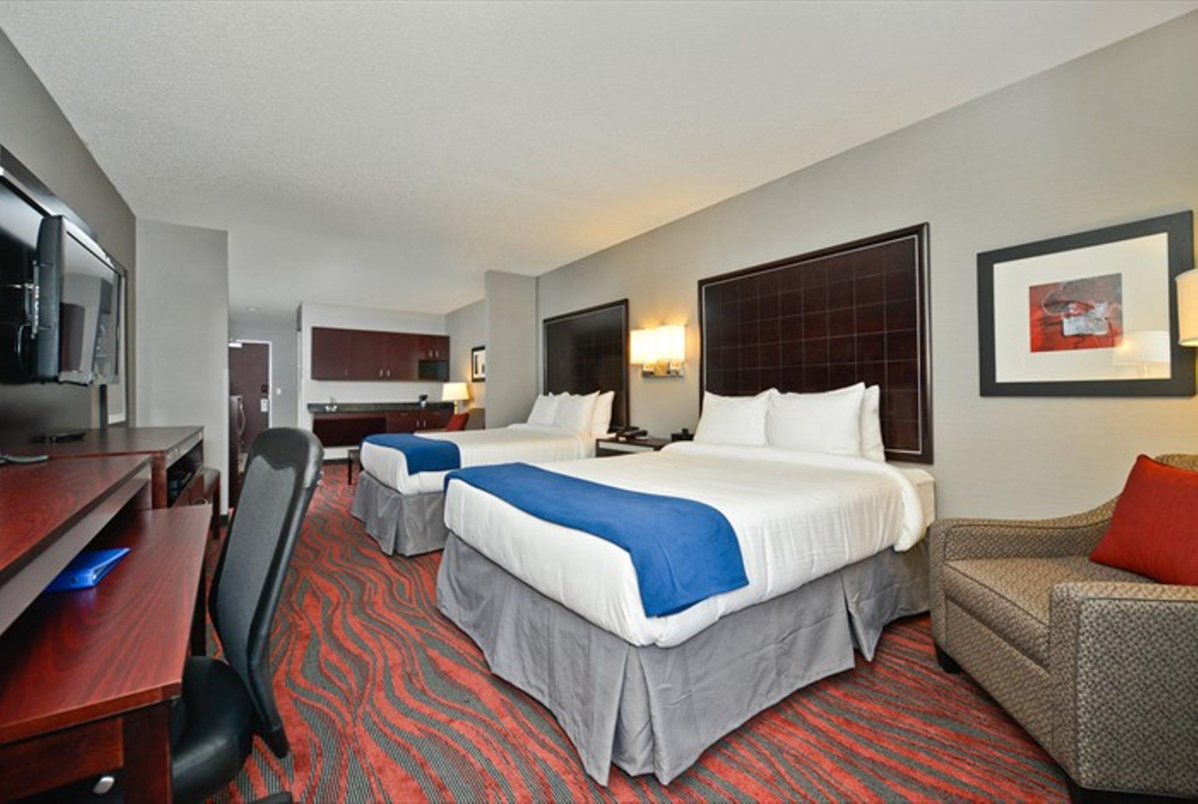 Holiday Inn Express & Suites Utica, An Ihg Hotel Dış mekan fotoğraf